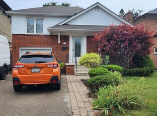 3 Fernalroy Blvd #BASEMENT, Toronto, ON M8Z 3V5