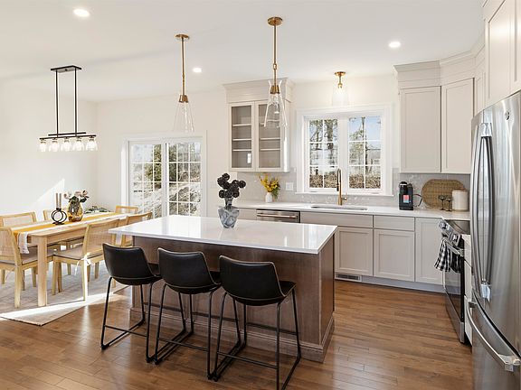 5th image of 23 Shearwater Drive