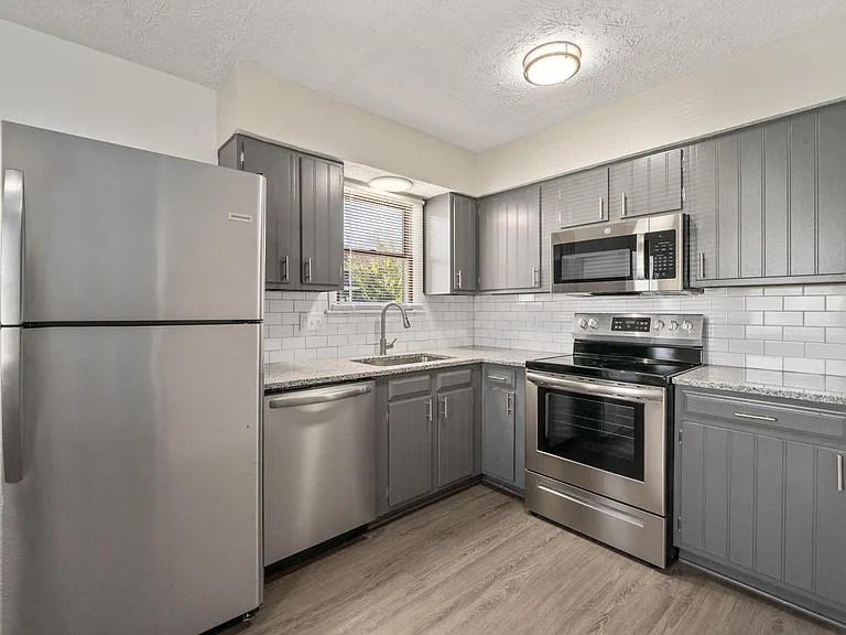 108 North St #110 — Photo 1