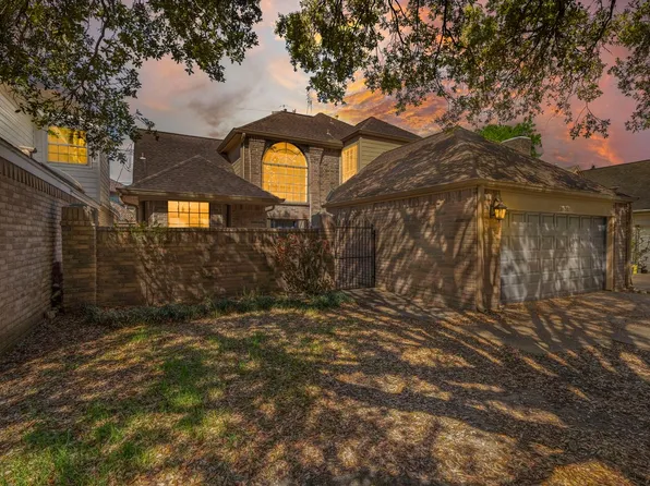 1631 Gingerleaf Ln, Houston, TX 77055