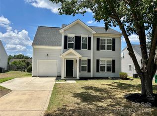 2819 Cougar Hill Ct, Charlotte, NC 28216