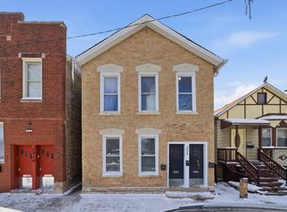 2924 S Princeton Ave, Chicago, IL 60616