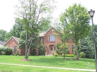 340 Russo Dr, Canfield, OH