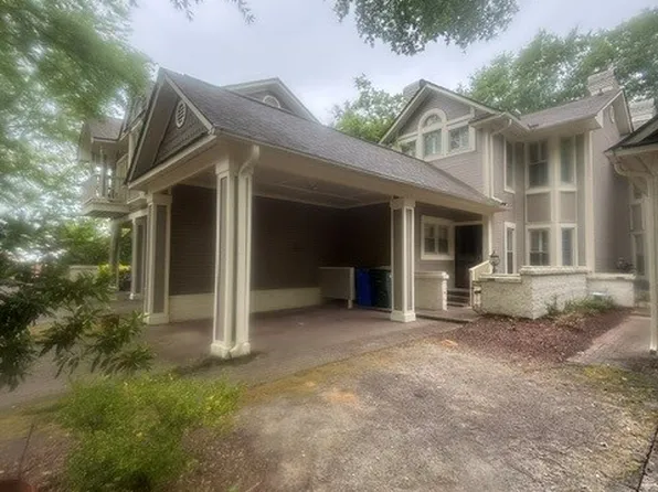 708 Marketview Ct, Fayetteville, NC 28301