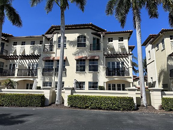 5th image of 17 Marina Gardens Drive