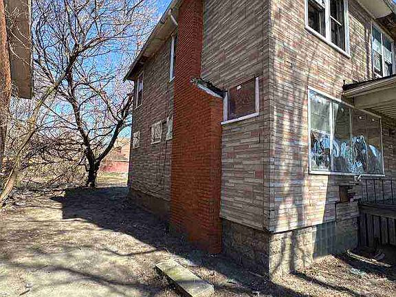 4312 Larchmont