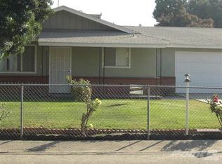 1871 W School Ave, Porterville, CA