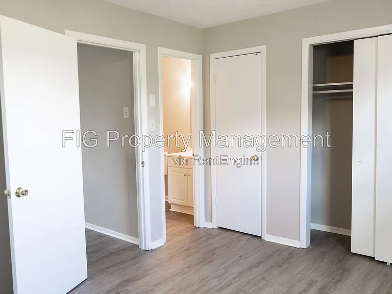 4834 Scheel Rd #218 — Photo 4