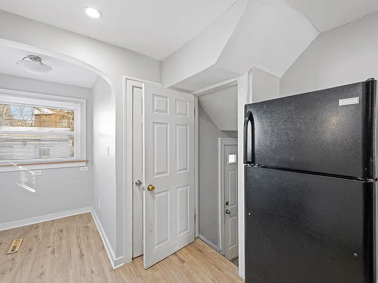 3499 Blanche Ave — Photo 12