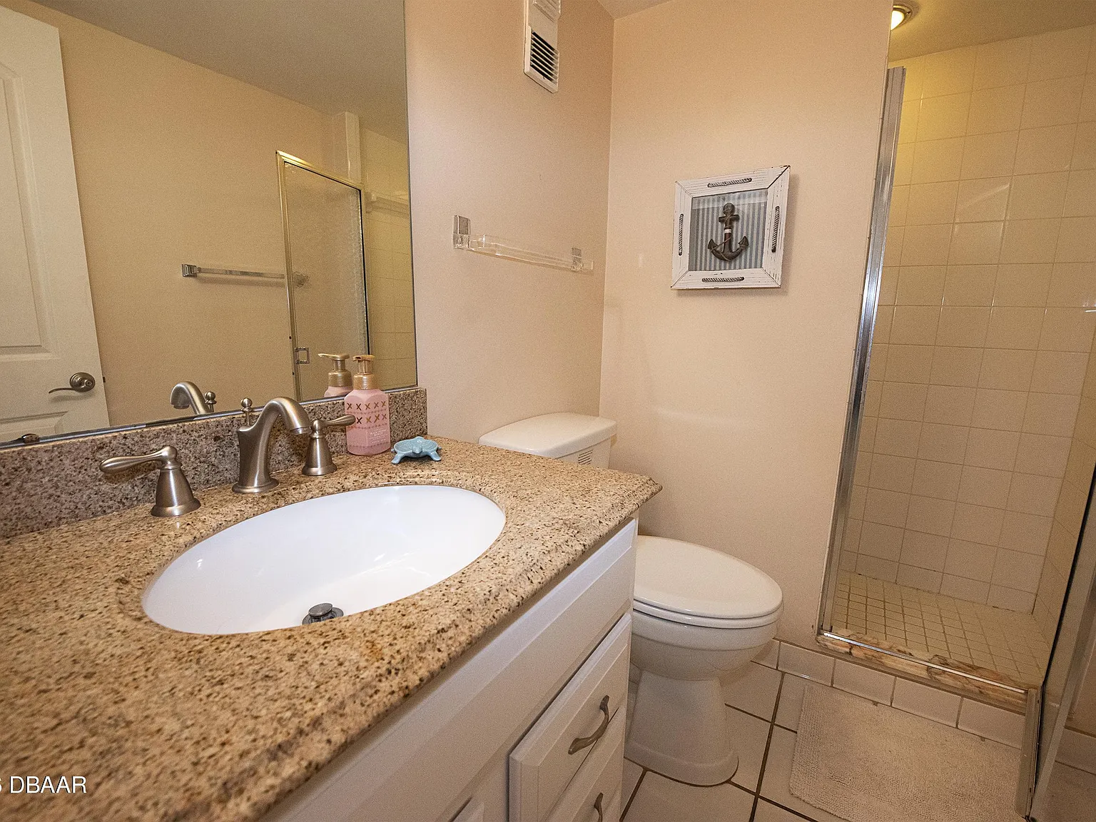 2 bed, 2.0 bath, 1080 sqft, $4,125 — Photo 4
