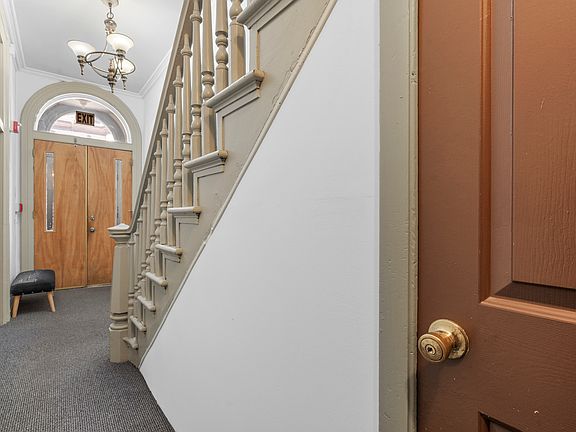 5th image of 159 N 21st St APT 1F
