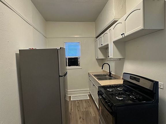 5th image of 53 N Chicago St #1