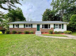 1402 E Tolleson St, Perry, GA 31069