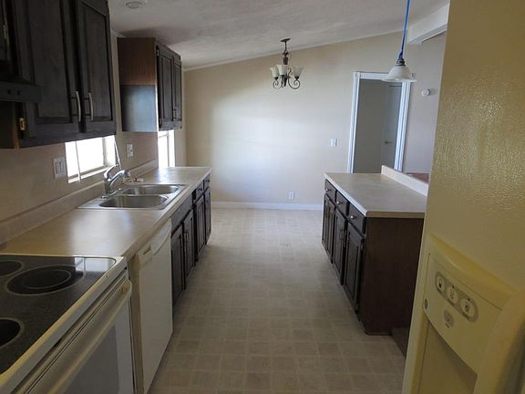 kitchen & eating area