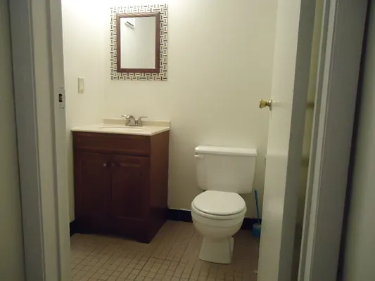 Rented by Hakeem Shahid, LREB | media 32