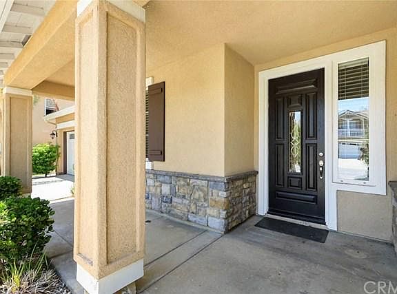 5th image of 15403 La Casa Dr