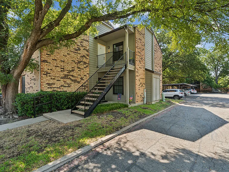 5335 Bent Tree Forest Dr — Photo 18