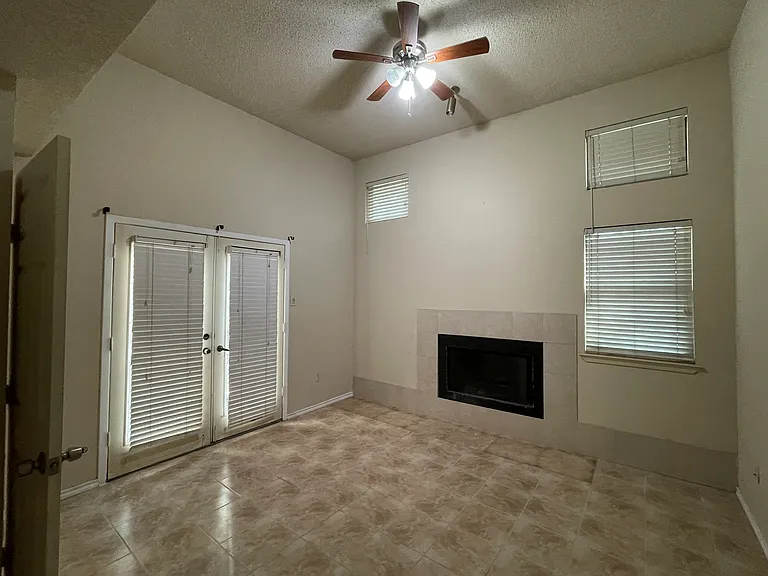 9611 Walnut St #1102 — Photo 5