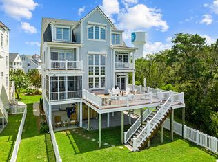 210 Sound Side Dr, Atlantic Beach, NC 28512