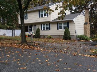 283 Crescent Rd, Wanaque, NJ 07465