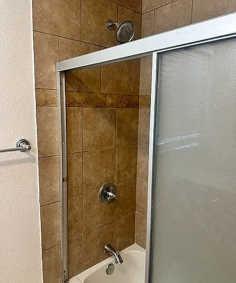 2404 N Bullis Rd — Photo 1