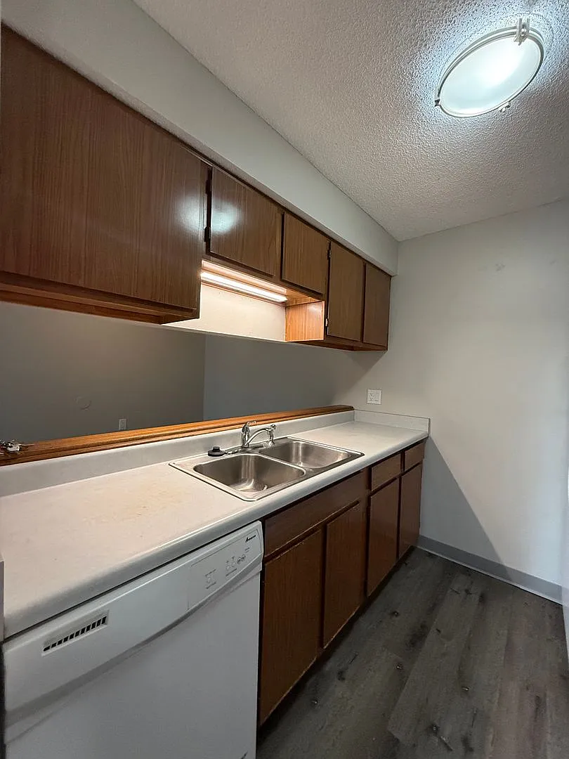 Northway Apartments — Photo 4