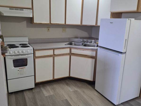 519 N 3rd St APT 4