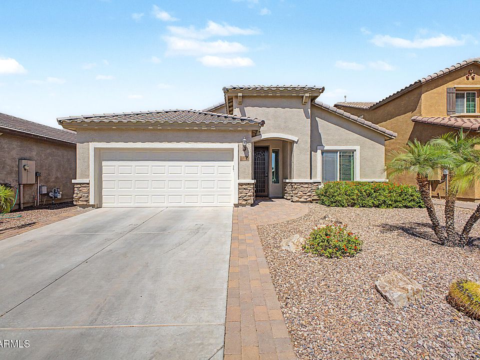 1st image of 10748 W LARIAT Lane