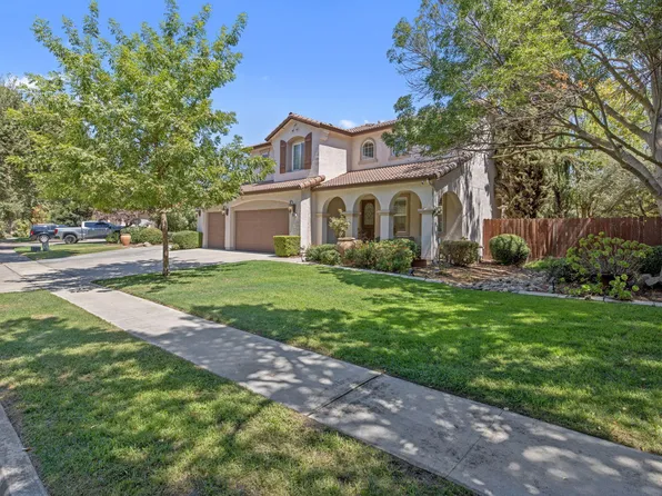 3834 N University Street, Visalia, CA 93291