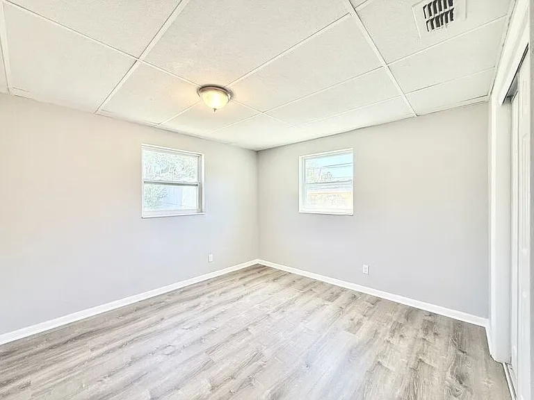617 Pent St — Photo 31