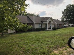 17041 Lanes End, Dixon, MO 65459