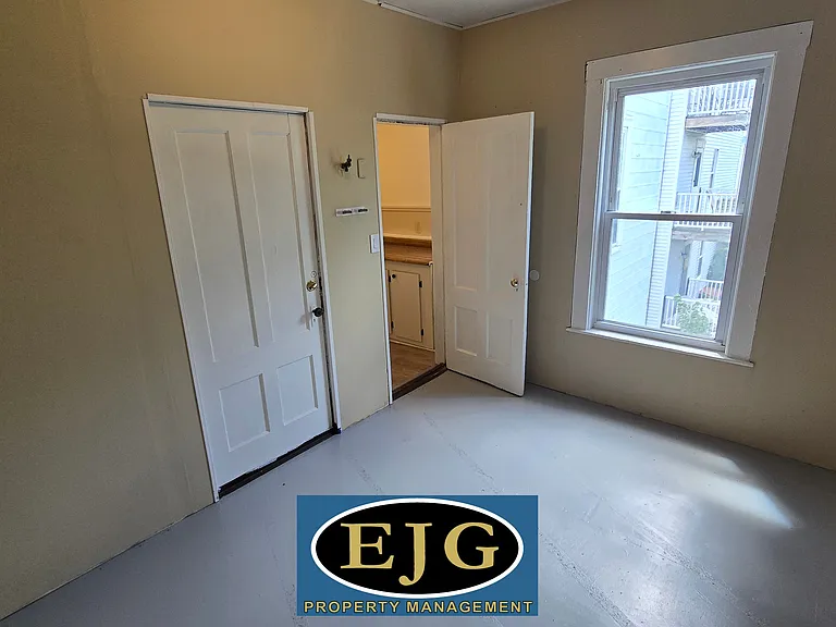 164 Union St #2 — Photo 33