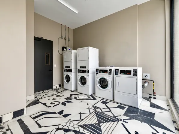 2605 Snyder Avenue image 18 of 31