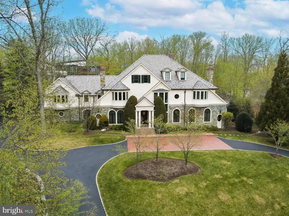 10222 Iron Gate Rd, Potomac, MD 20854