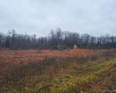 Fumee Lake Dr, Iron mountain, MI, 49801