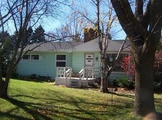 323 N 3rd St, Shepherd, MI 48883