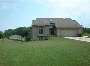 14890 Northland Dr, Cedar Springs, MI 49319