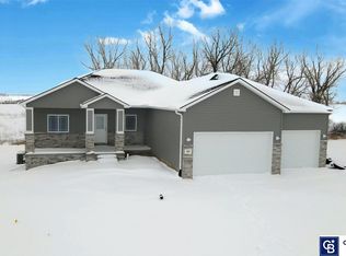 200 E 10th St, Firth, NE 68538