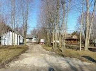 11478 Tuttle Hill Rd, Willis, MI 48191