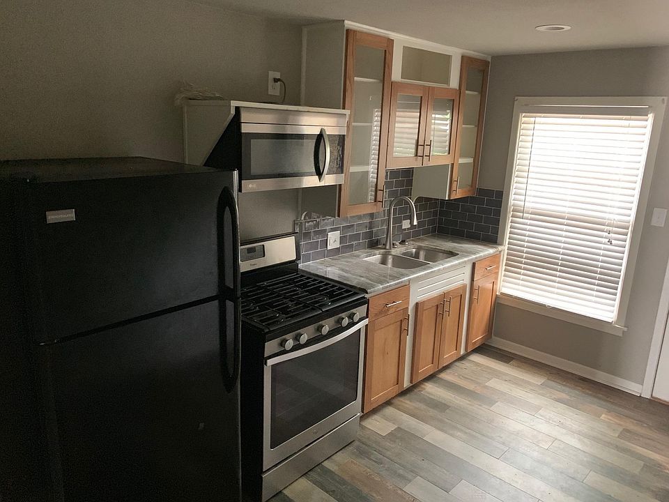 1st image of 2020 S Donnybrook Ave