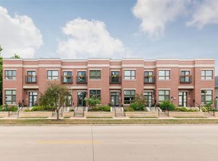 1012 2nd St SE, Cedar Rapids, IA 52401