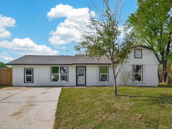 118 W Doverfield Dr, Houston, TX 77037