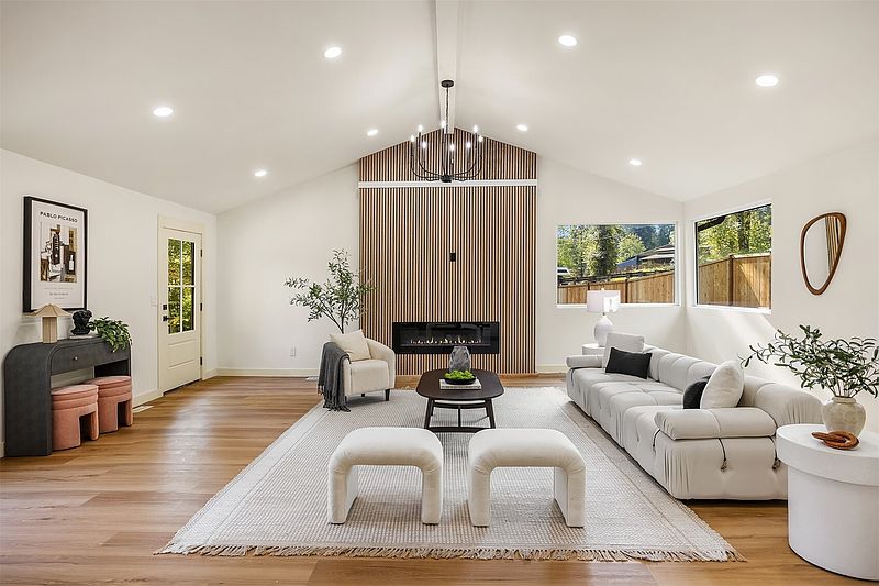 4th image of 15744 Renton Issaquah Road SE