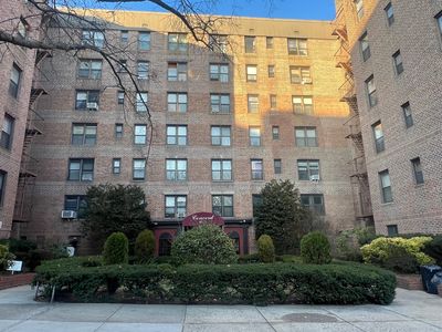 83-15 98 Street #6P, Queens, NY, 11421