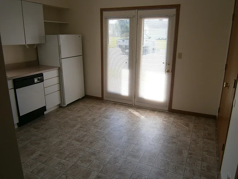 1040-1042 Jill Ct #1044 — Photo 12