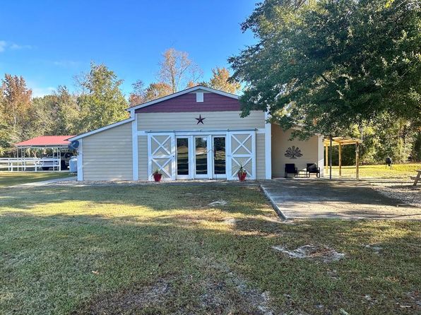 24 Dream Ln, Lake City, SC 29560