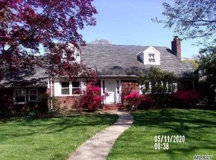 275 Long Beach Rd, Hempstead, NY 11550