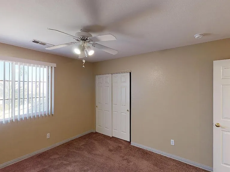 8805 Claystone Ct — Photo 42