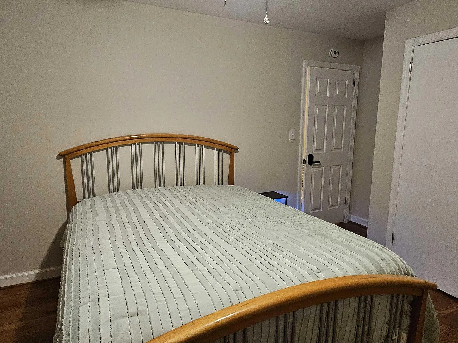 4 bed, 3.0 bath, 3000 sqft, $1,139 — Photo 1
