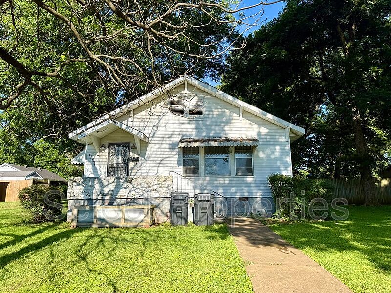 1st image of 1101 Olive St